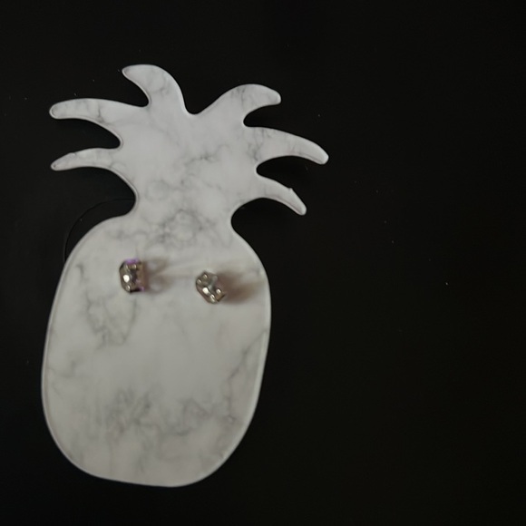 Earrings - Picture 3 of 3